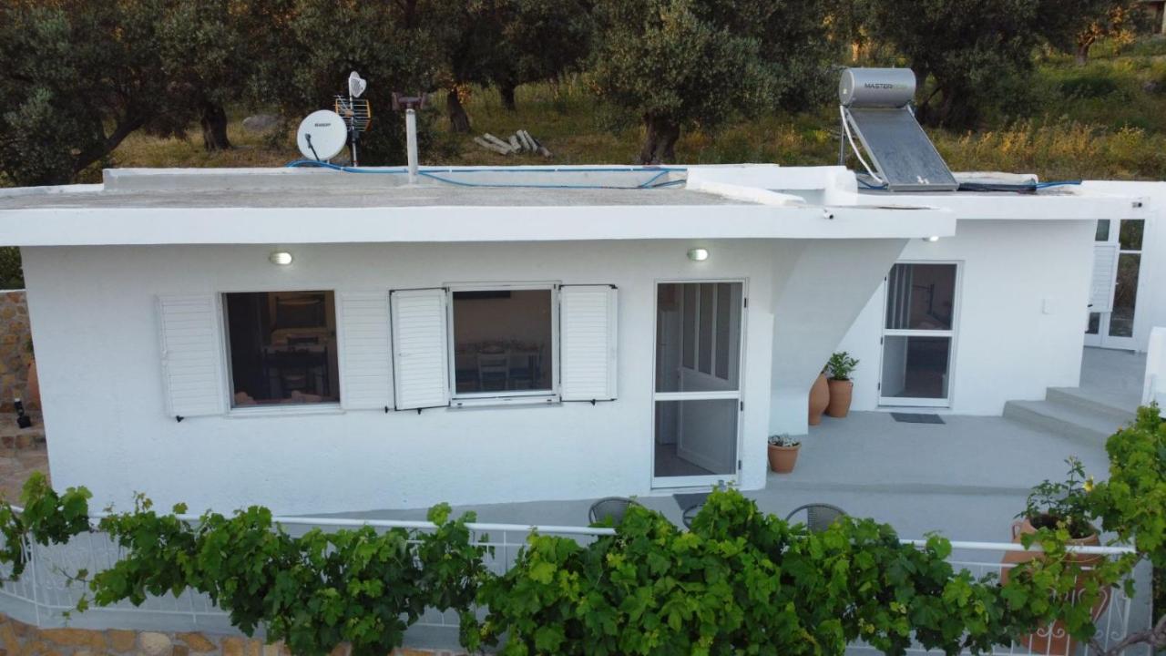 Mano'S House Villa Triopetra Bagian luar foto
